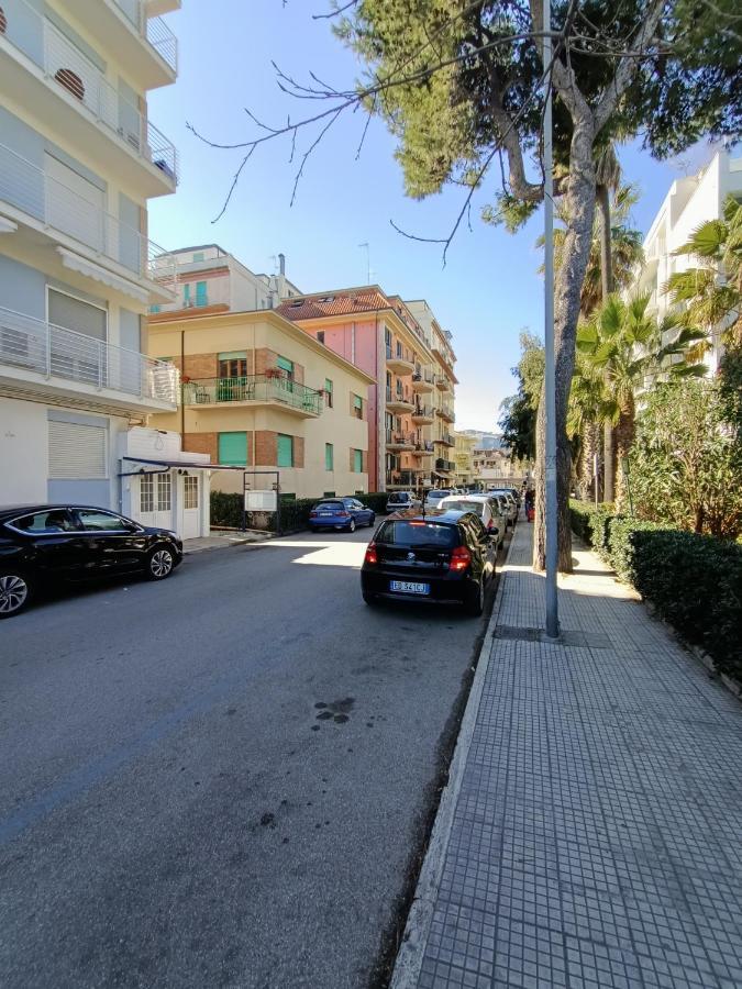 Residenza Topazio San Benedetto del Tronto Exterior photo