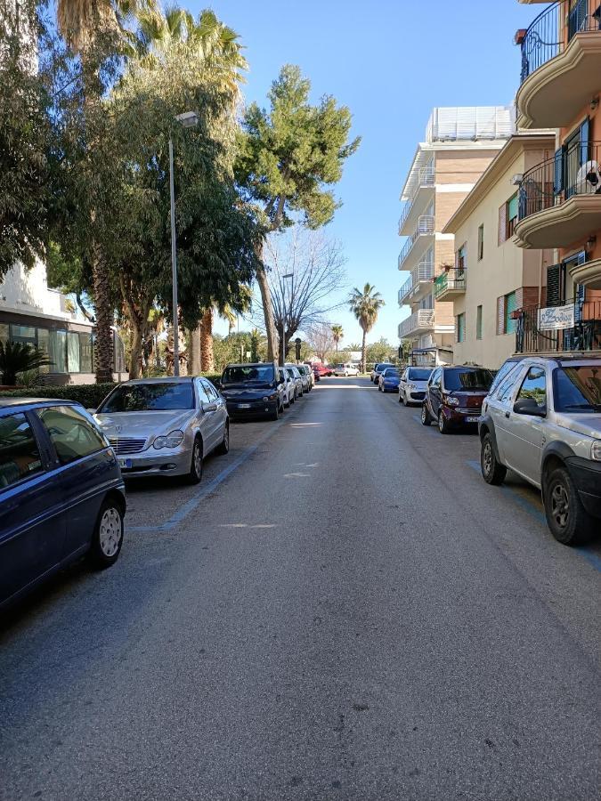 Residenza Topazio San Benedetto del Tronto Exterior photo