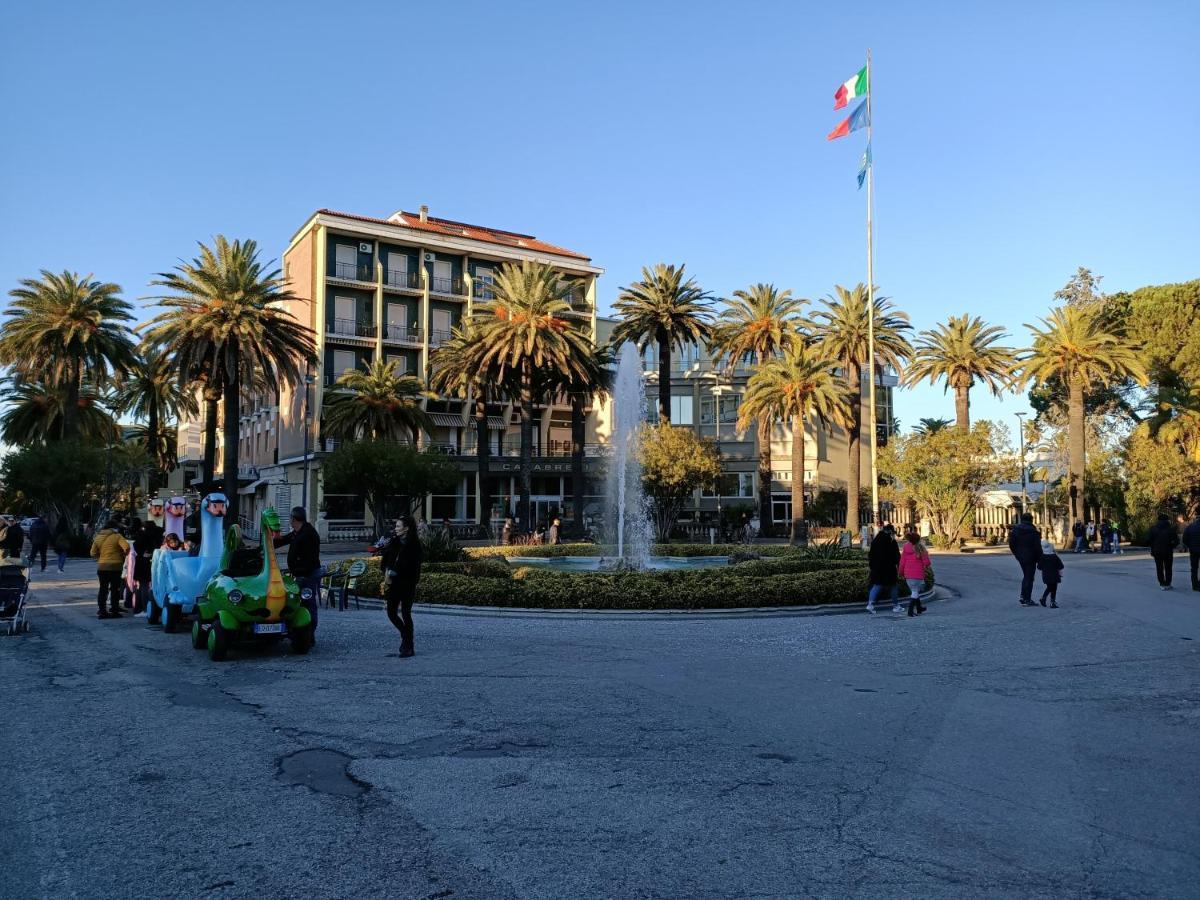 Residenza Topazio San Benedetto del Tronto Exterior photo