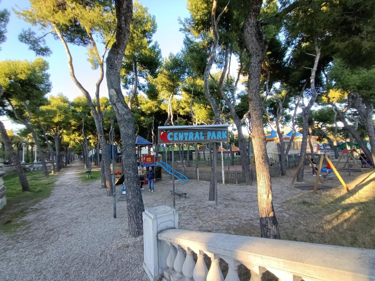 Residenza Topazio San Benedetto del Tronto Exterior photo